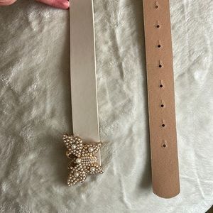 Cream Butterly butterfly pearl detail belt